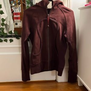 Lululemon maroon sweatshirt